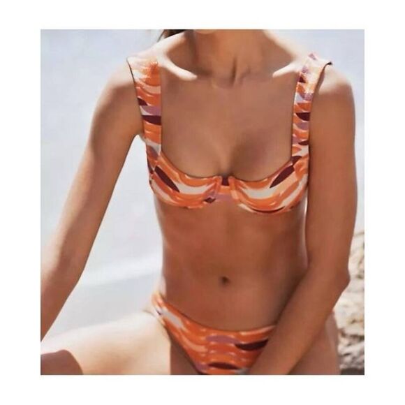 New. L*SPACE Tori top and bitsy bottom. Retails $ 198. Small - Picture 5 of 16